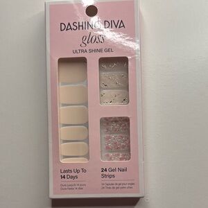 Dashing Diva Gloss Ultra Shine Gel Nail Strips - Cream